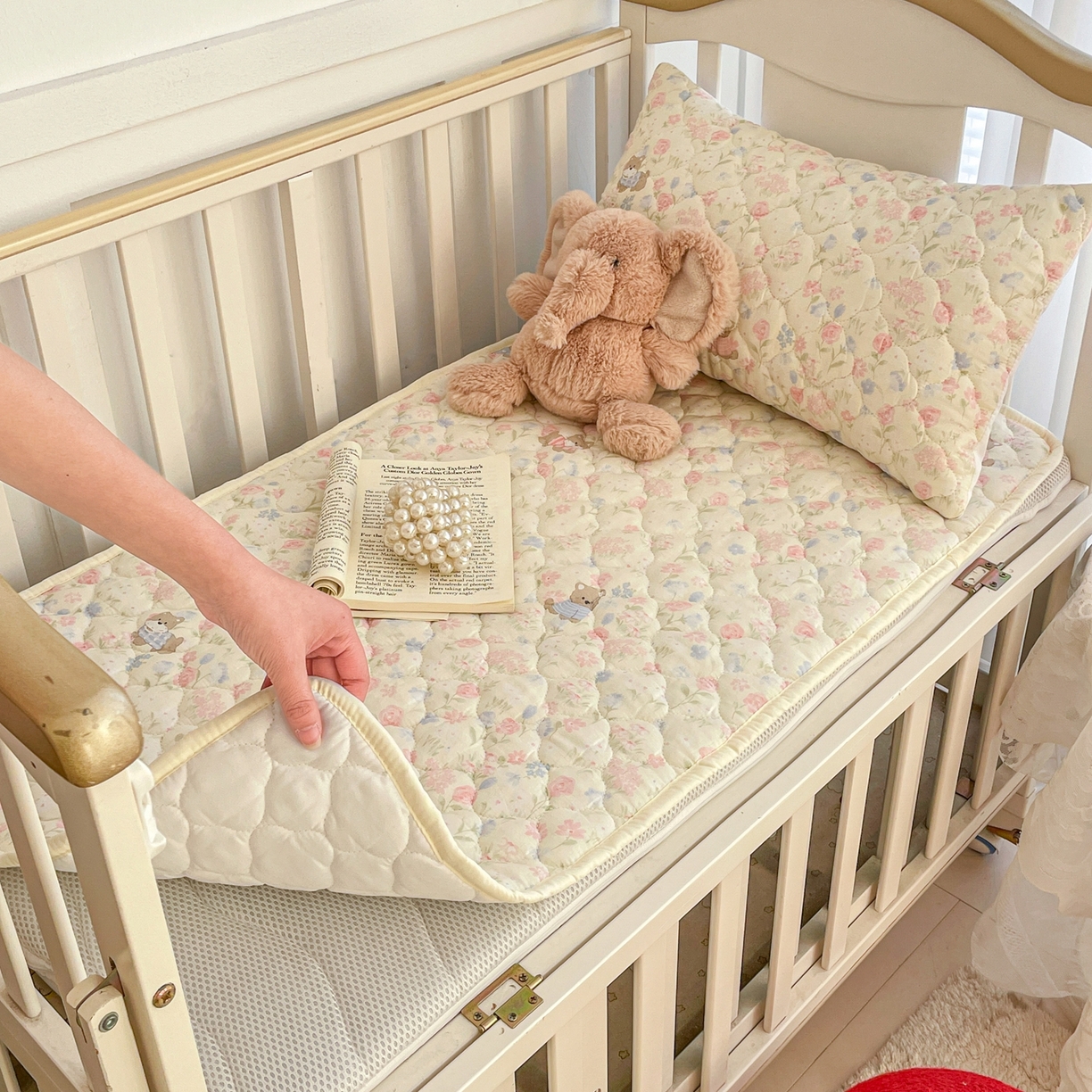 91家纺网 家纺一手货源 找家纺 小桃姐家纺 2026新款全棉纯棉天然棉花床褥防滑床护垫垫子幼儿园床垫儿童床垫 花丛萌犬