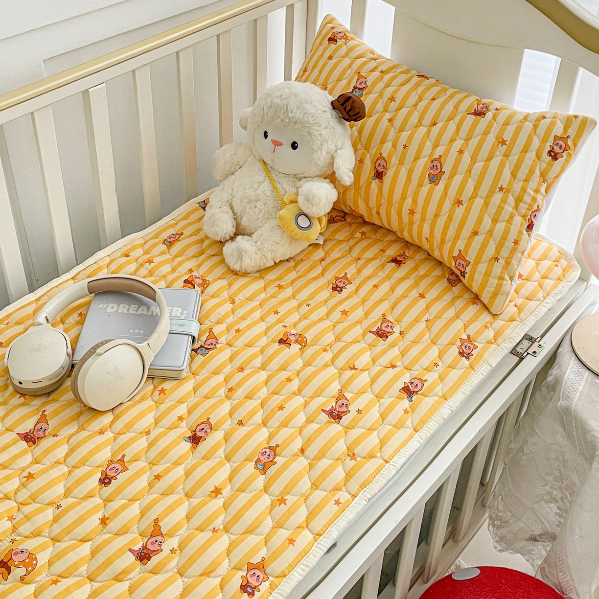 91家纺网 家纺一手货源 找家纺 小桃姐家纺 2026新款全棉纯棉天然棉花床褥防滑床护垫垫子幼儿园床垫儿童床垫 可爱星星人