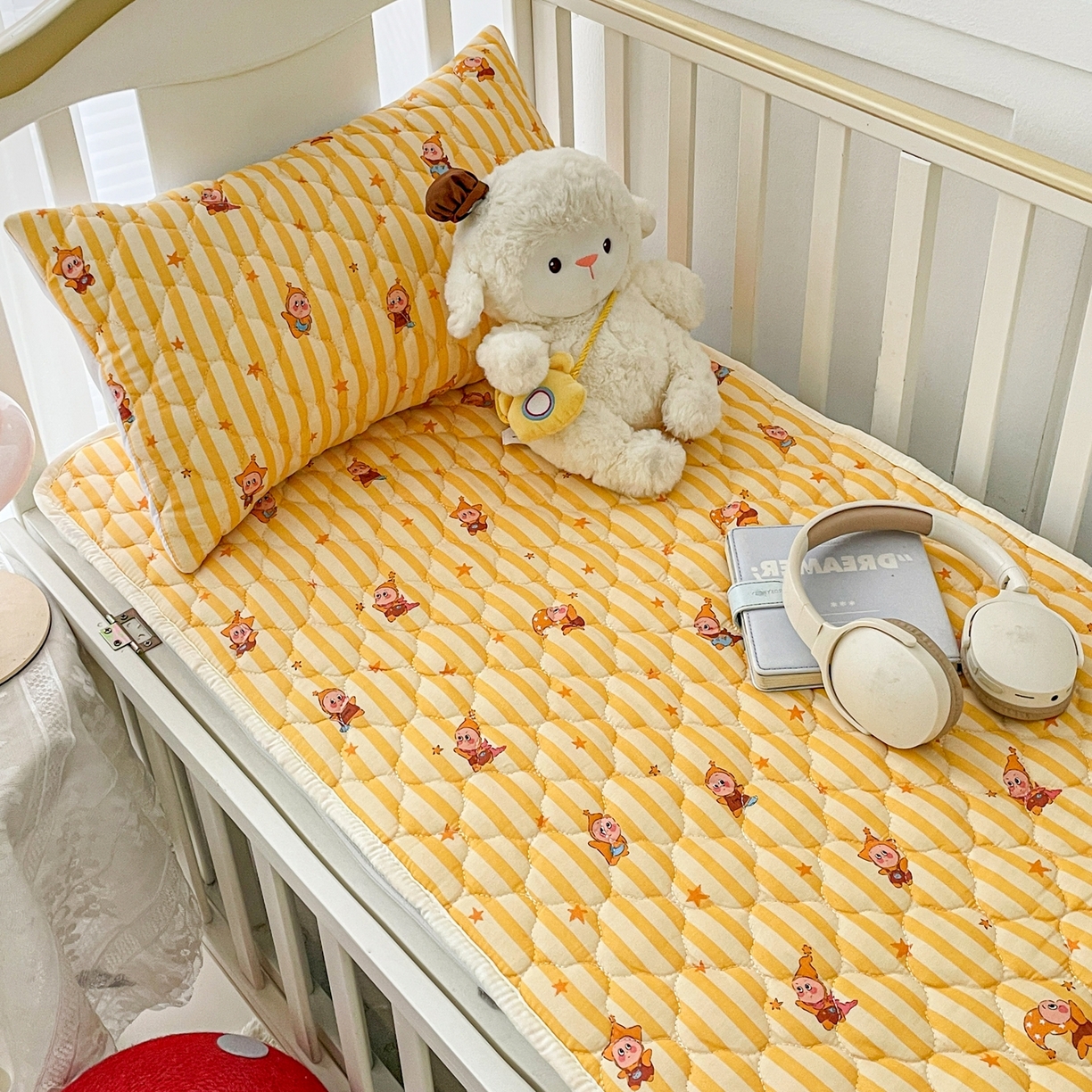 91家纺网 家纺一手货源 找家纺 小桃姐家纺 2026新款全棉纯棉天然棉花床褥防滑床护垫垫子幼儿园床垫儿童床垫 可爱星星人