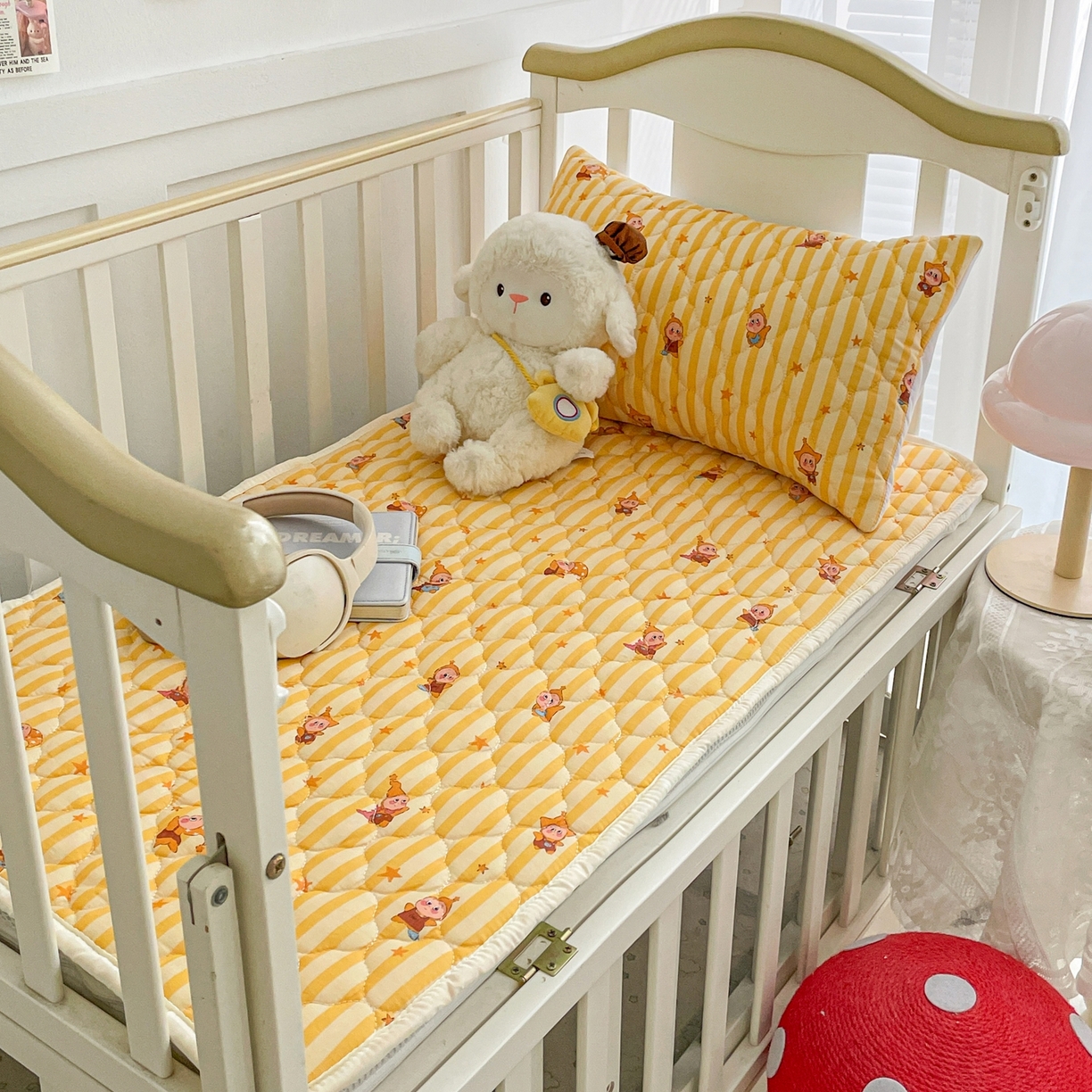 91家纺网 家纺一手货源 找家纺 小桃姐家纺 2026新款全棉纯棉天然棉花床褥防滑床护垫垫子幼儿园床垫儿童床垫 可爱星星人