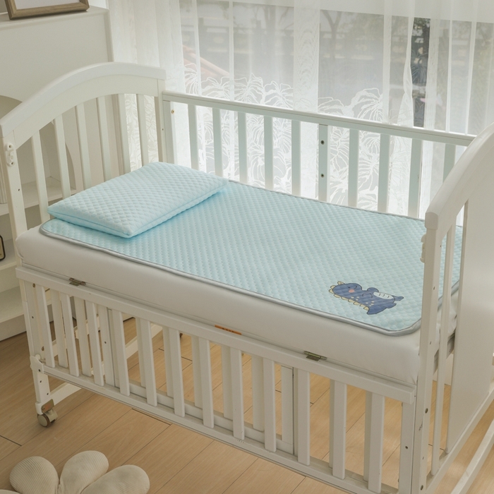 91家纺网 家纺一手货源 找家纺 宅部落 2026新款凉感豆豆儿童凉席席子 小恐龙-淡蓝