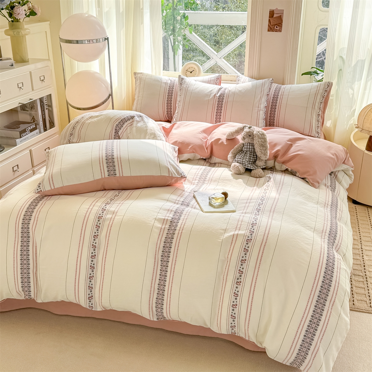 91家纺网 家纺一手货源 找家纺 灰鲸 2026新款A类全棉纯棉色织提花四件套 费尔岛小马-粉