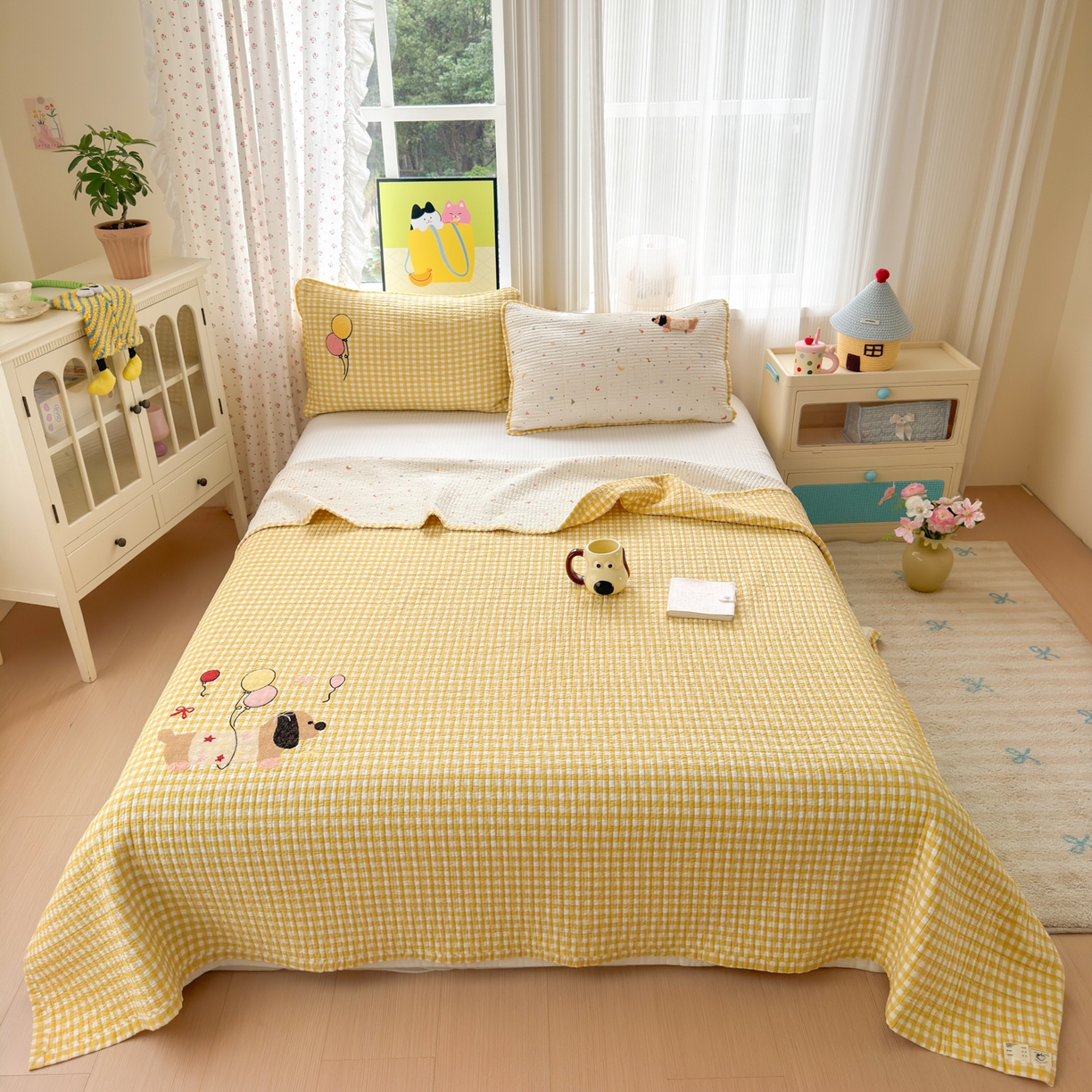 91家纺网 家纺一手货源 找家纺 女子家纺 2026新款双面纯棉水洗两用毛巾绣床盖四件套-第一波 床盖款-气球狗