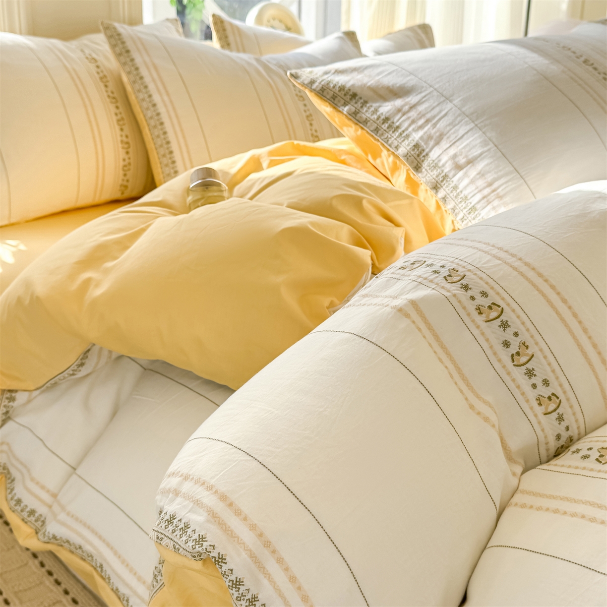 91家纺网 家纺一手货源 找家纺 灰鲸 2026新款A类全棉纯棉色织提花四件套 费尔岛小马-黄