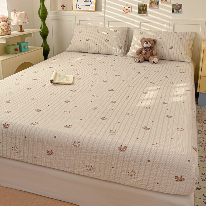 91家纺网 家纺一手货源 找家纺 小桃姐家纺 2025新款超柔印花云感泡芙双层纱床笠单件床笠二三件套 快乐小马