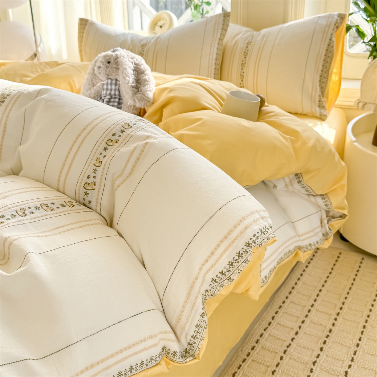 91家纺网 家纺一手货源 找家纺 灰鲸 2026新款A类全棉纯棉色织提花四件套 费尔岛小马-黄