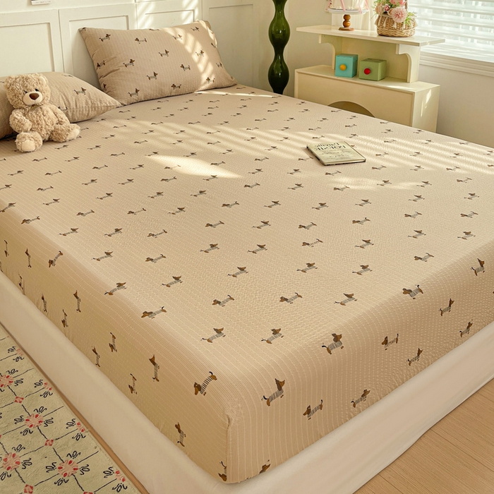 91家纺网 家纺一手货源 找家纺 小桃姐家纺 2025新款超柔印花云感泡芙双层纱床笠单件床笠二三件套 腊肠狗