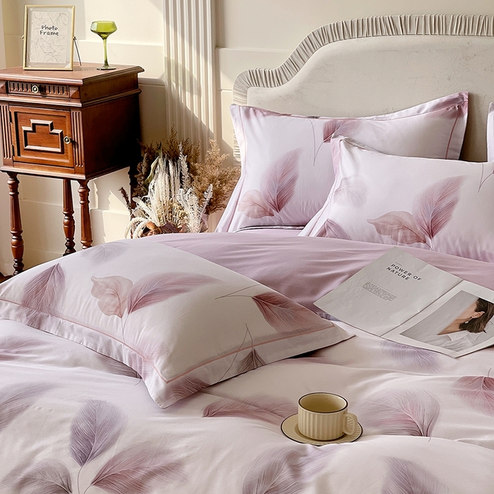 91家纺网 家纺一手货源 找家纺 梧桐树 2026新款高支密全棉纯棉印花四件套 A602风之羽紫