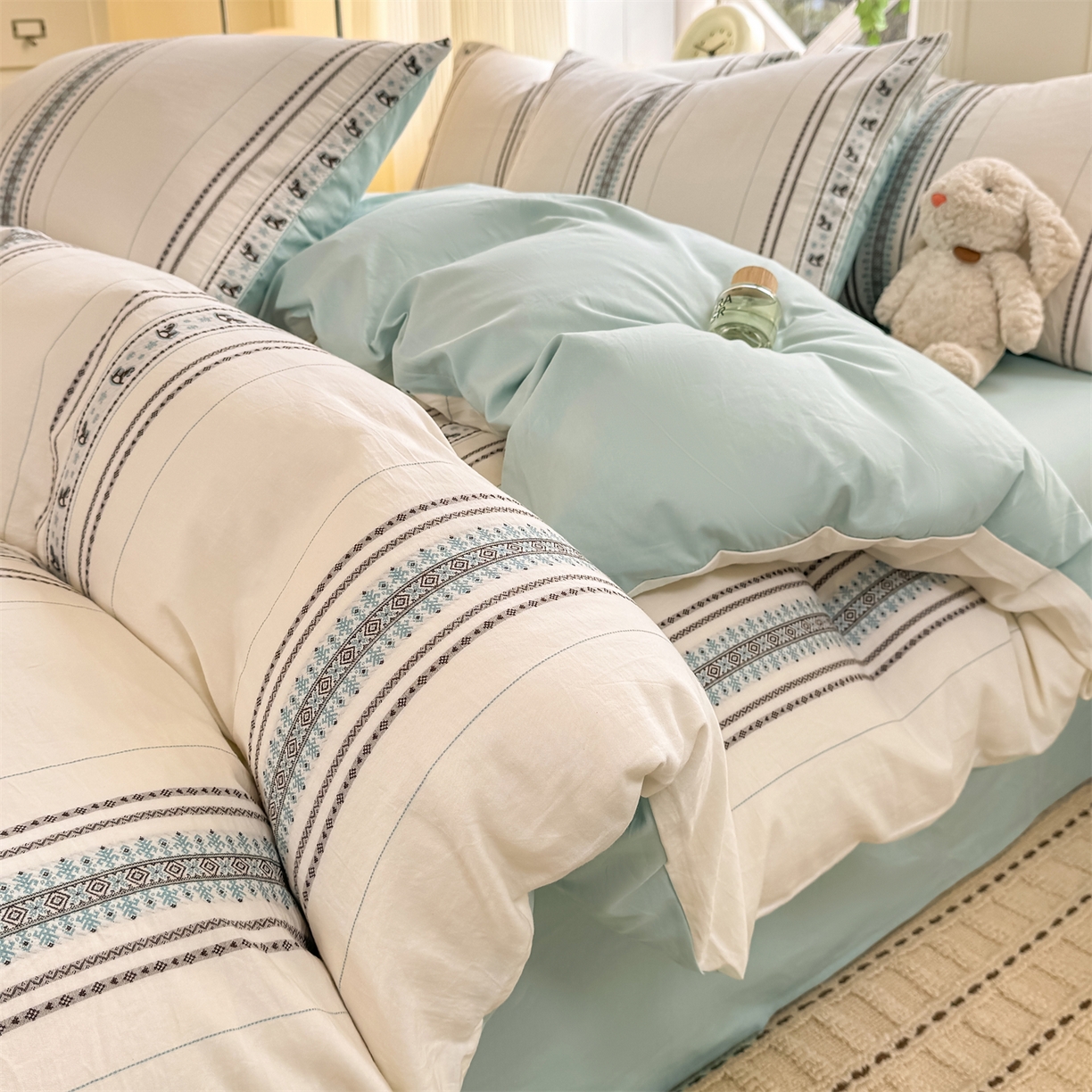 91家纺网 家纺一手货源 找家纺 灰鲸 2026新款A类全棉纯棉色织提花四件套 费尔岛小马-蓝