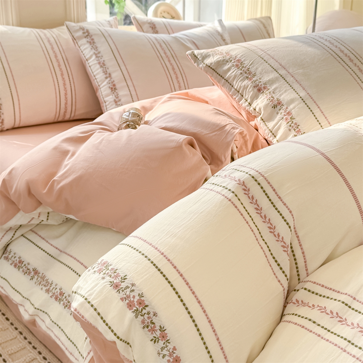 91家纺网 家纺一手货源 找家纺 灰鲸 2026新款A类全棉纯棉色织提花四件套 罗兰-粉