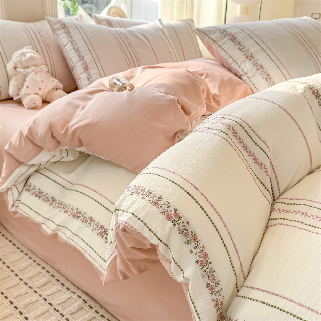 91家纺网 家纺一手货源 找家纺 灰鲸 2026新款A类全棉纯棉色织提花四件套 罗兰-粉