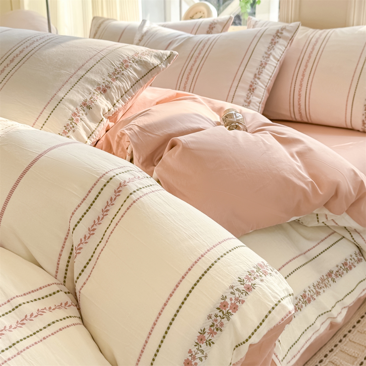 91家纺网 家纺一手货源 找家纺 灰鲸 2026新款A类全棉纯棉色织提花四件套 罗兰-粉