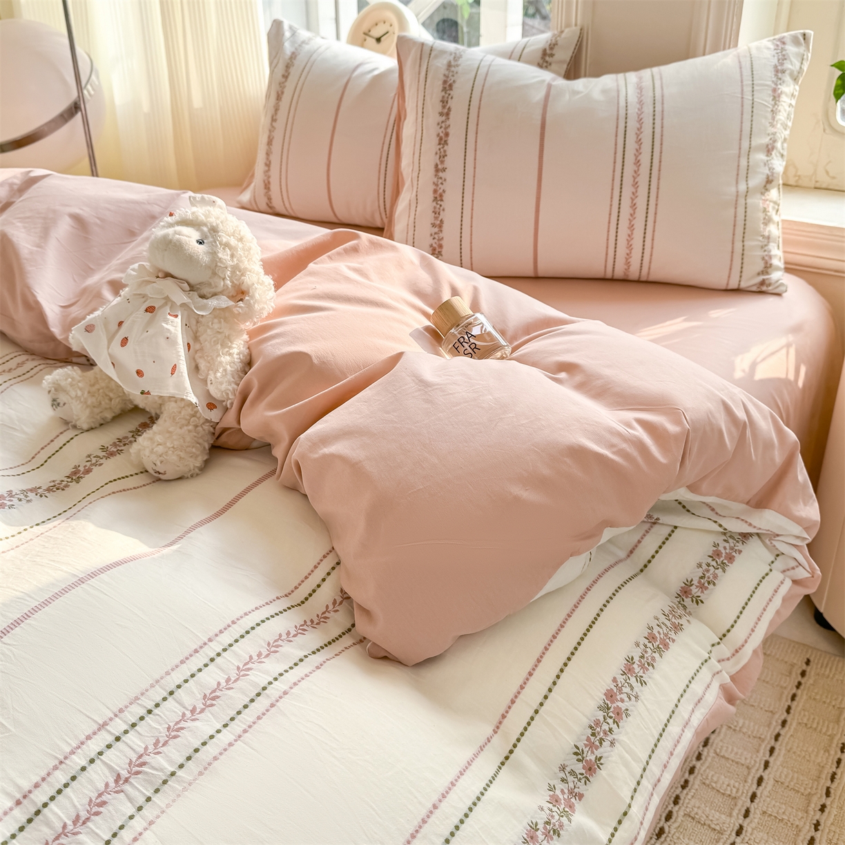 91家纺网 家纺一手货源 找家纺 灰鲸 2026新款A类全棉纯棉色织提花四件套 罗兰-粉