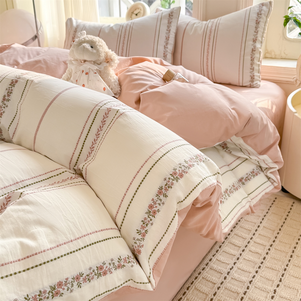 91家纺网 家纺一手货源 找家纺 灰鲸 2026新款A类全棉纯棉色织提花四件套 罗兰-粉