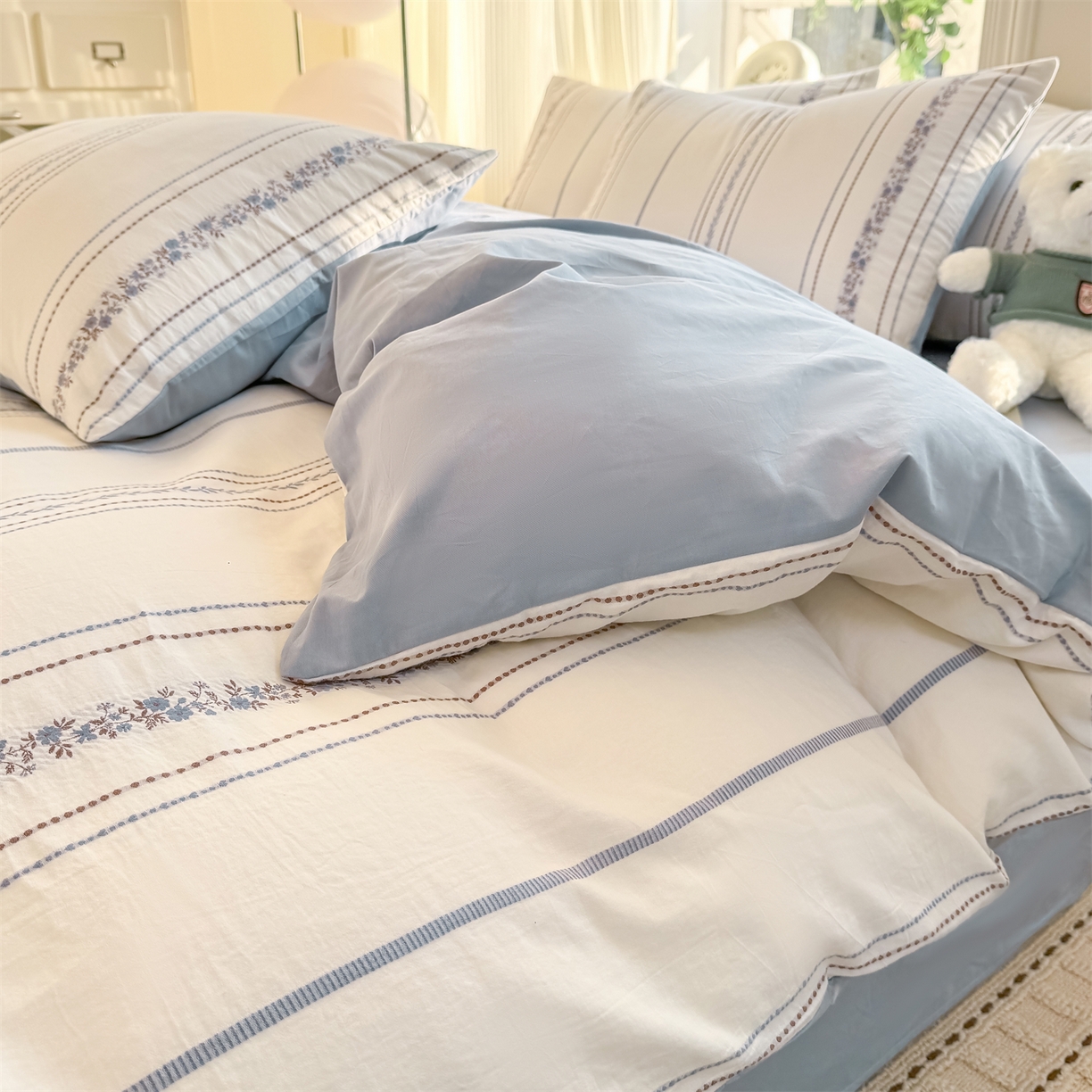 91家纺网 家纺一手货源 找家纺 灰鲸 2026新款A类全棉纯棉色织提花四件套 罗兰-蓝