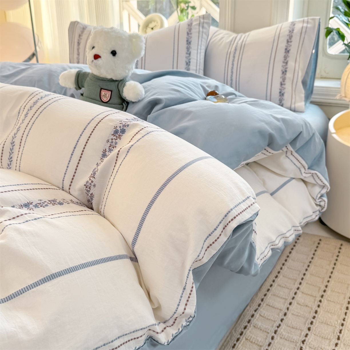 91家纺网 家纺一手货源 找家纺 灰鲸 2026新款A类全棉纯棉色织提花四件套 罗兰-蓝