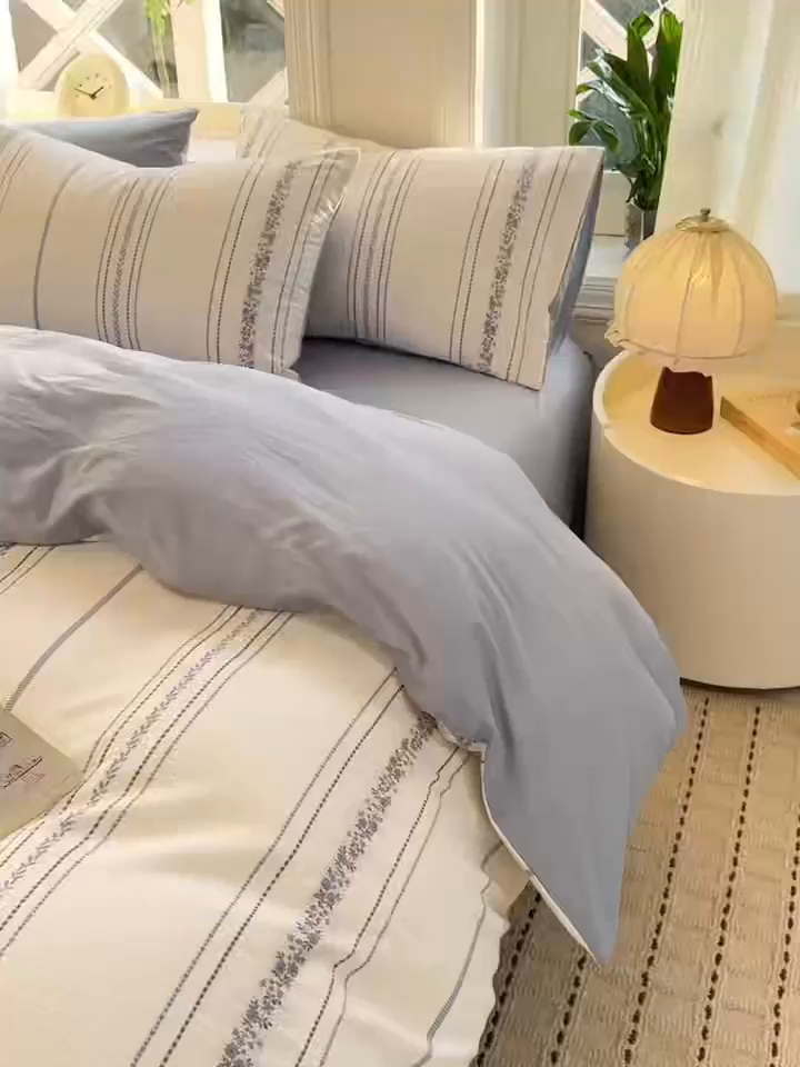 91家纺网 家纺一手货源 找家纺 灰鲸 2026新款A类全棉纯棉色织提花四件套 罗兰-蓝