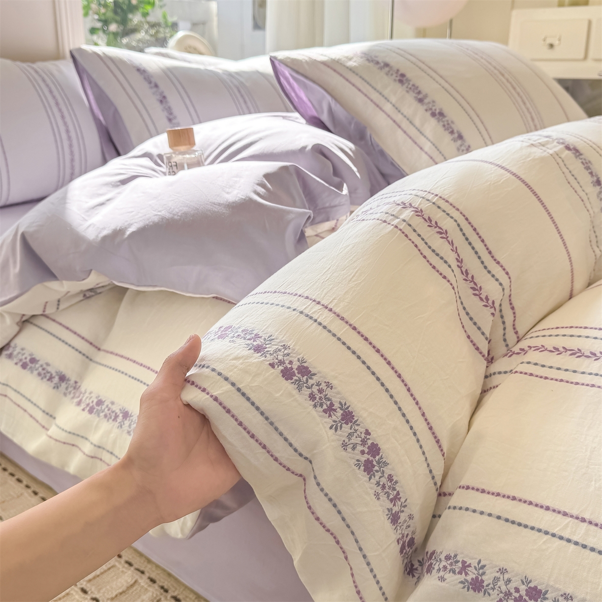 91家纺网 家纺一手货源 找家纺 灰鲸 2026新款A类全棉纯棉色织提花四件套 罗兰-紫