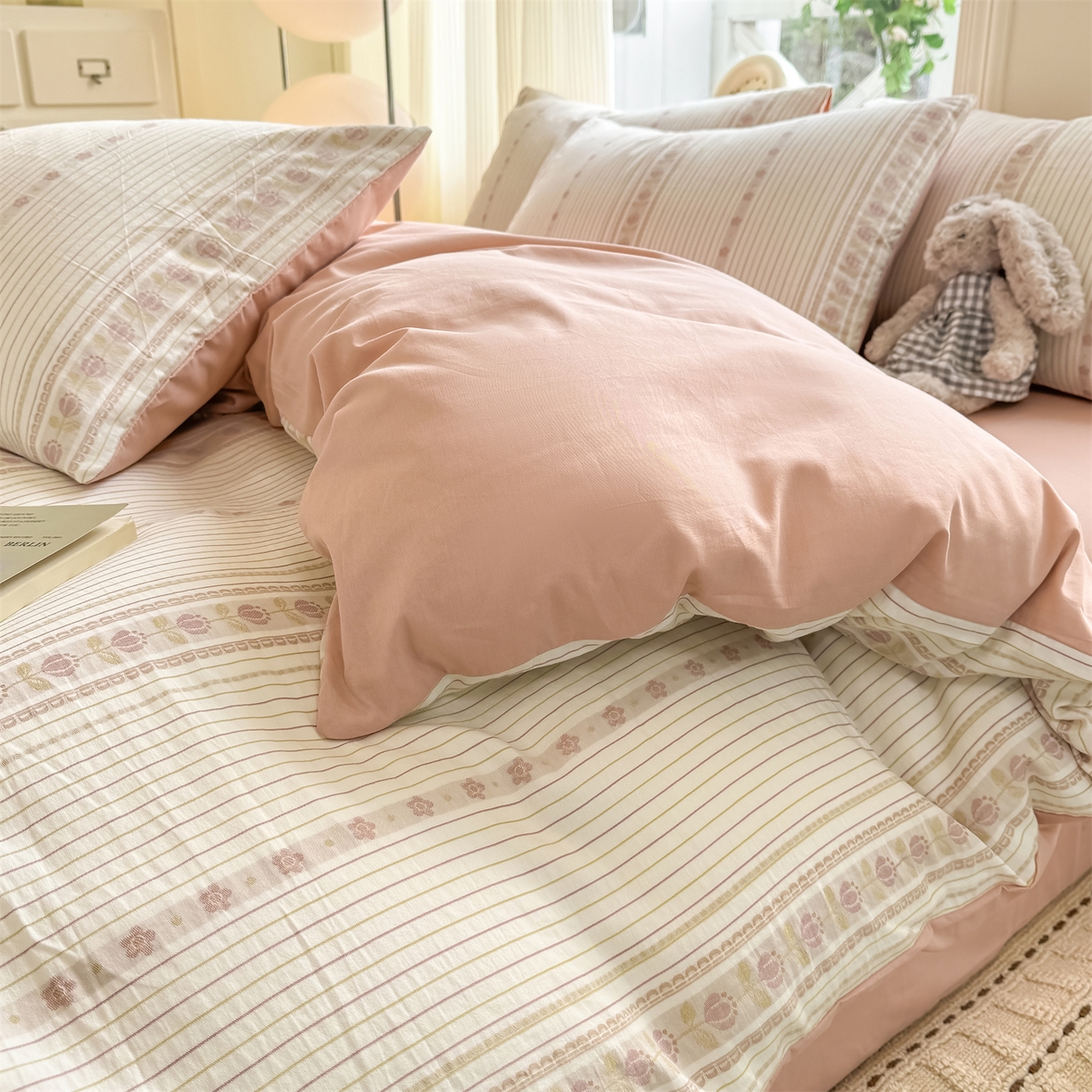 91家纺网 家纺一手货源 找家纺 灰鲸 2026新款A类全棉纯棉色织提花四件套 木槿-粉