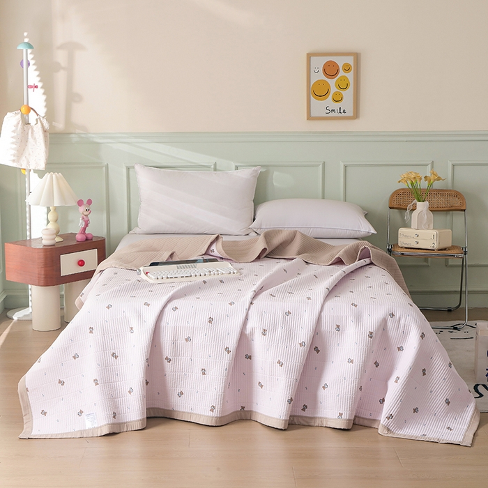 91家纺网 家纺一手货源 找家纺 （总）诗雅 2026新款简约夹棉床盖