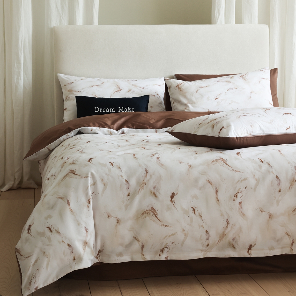 91家纺网 家纺一手货源 找家纺 ONE TWO ONE 121 【会员-20】【控价商品】【提供买家秀】【专版花型】2026新款100s长绒棉全棉床上用品数码印花四件套-听潮絮语 听潮絮语-暖咖