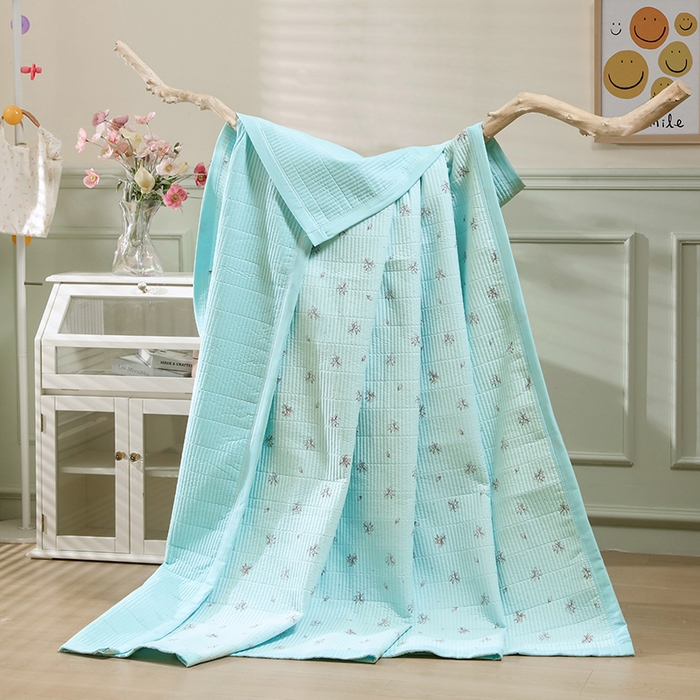 91家纺网 家纺一手货源 找家纺 诗雅 2026新款简约夹棉床盖 花束