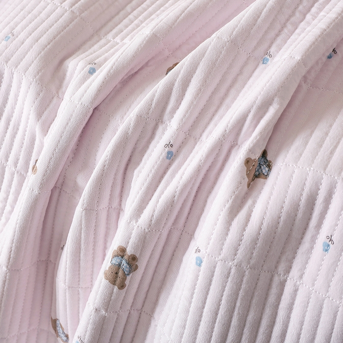 91家纺网 家纺一手货源 找家纺 诗雅 2026新款简约夹棉床盖 可爱熊