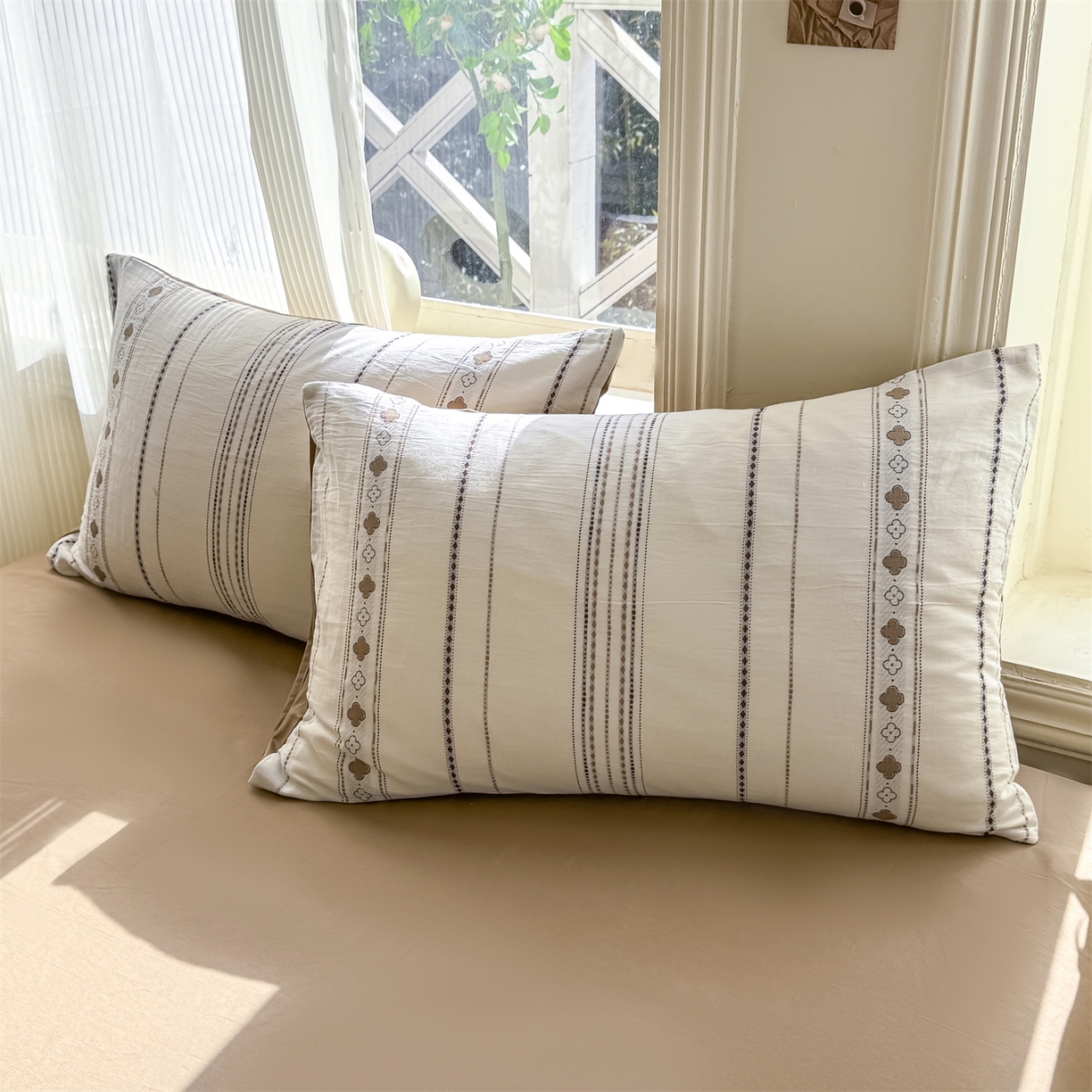 91家纺网 家纺一手货源 找家纺 灰鲸 2026新款A类全棉纯棉色织提花四件套 四叶星语-咖