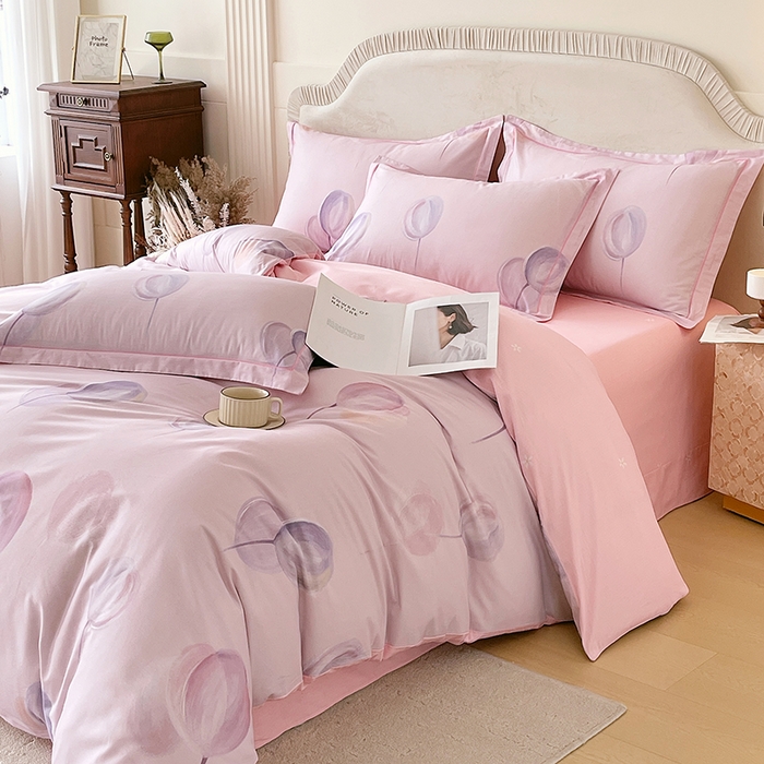 91家纺网 家纺一手货源 找家纺 梧桐树 2026新款高支密全棉纯棉印花四件套 A610静待花开粉