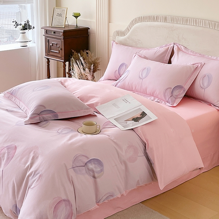 91家纺网 家纺一手货源 找家纺 梧桐树 2026新款高支密全棉纯棉印花四件套 A610静待花开粉