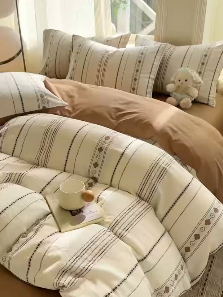 91家纺网 家纺一手货源 找家纺 灰鲸 2026新款A类全棉纯棉色织提花四件套 四叶星语-咖