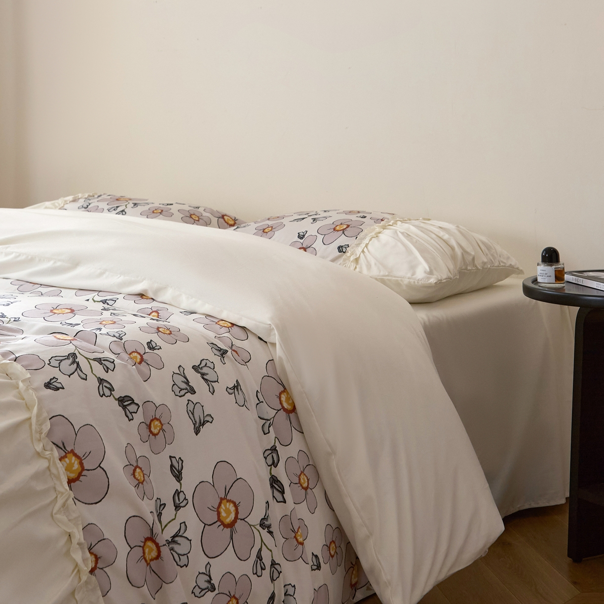 91家纺网 家纺一手货源 找家纺 （总）ONE TWO ONE 121 【会员-20 控价商品 提供买家秀】新款韩版花边公主风100s长绒棉全棉床上用品四件套拼接款【控价券后不得低于368/388元】