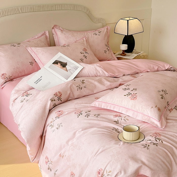 91家纺网 家纺一手货源 找家纺 梧桐树 2026新款高支密全棉纯棉印花四件套 A611妮可 粉