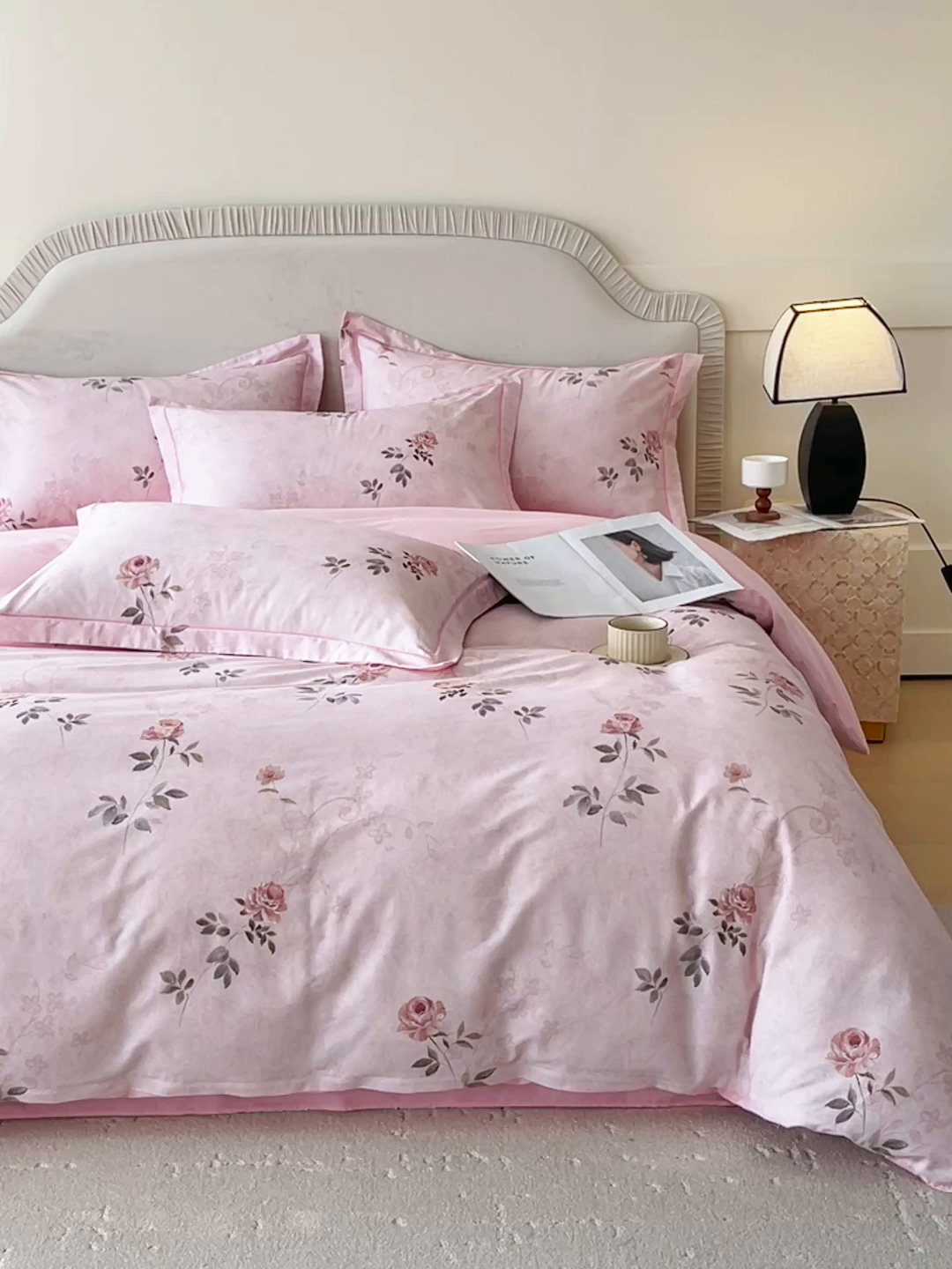 91家纺网 家纺一手货源 找家纺 梧桐树 2026新款高支密全棉纯棉印花四件套 A611妮可 粉