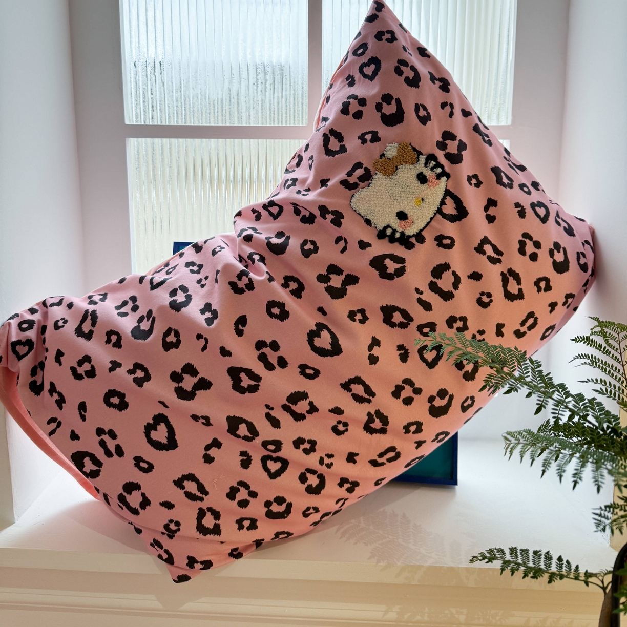 91家纺网 家纺一手货源 找家纺 珺柔家纺 2026新款全棉纯棉四件套 豹纹猫咪（粉）