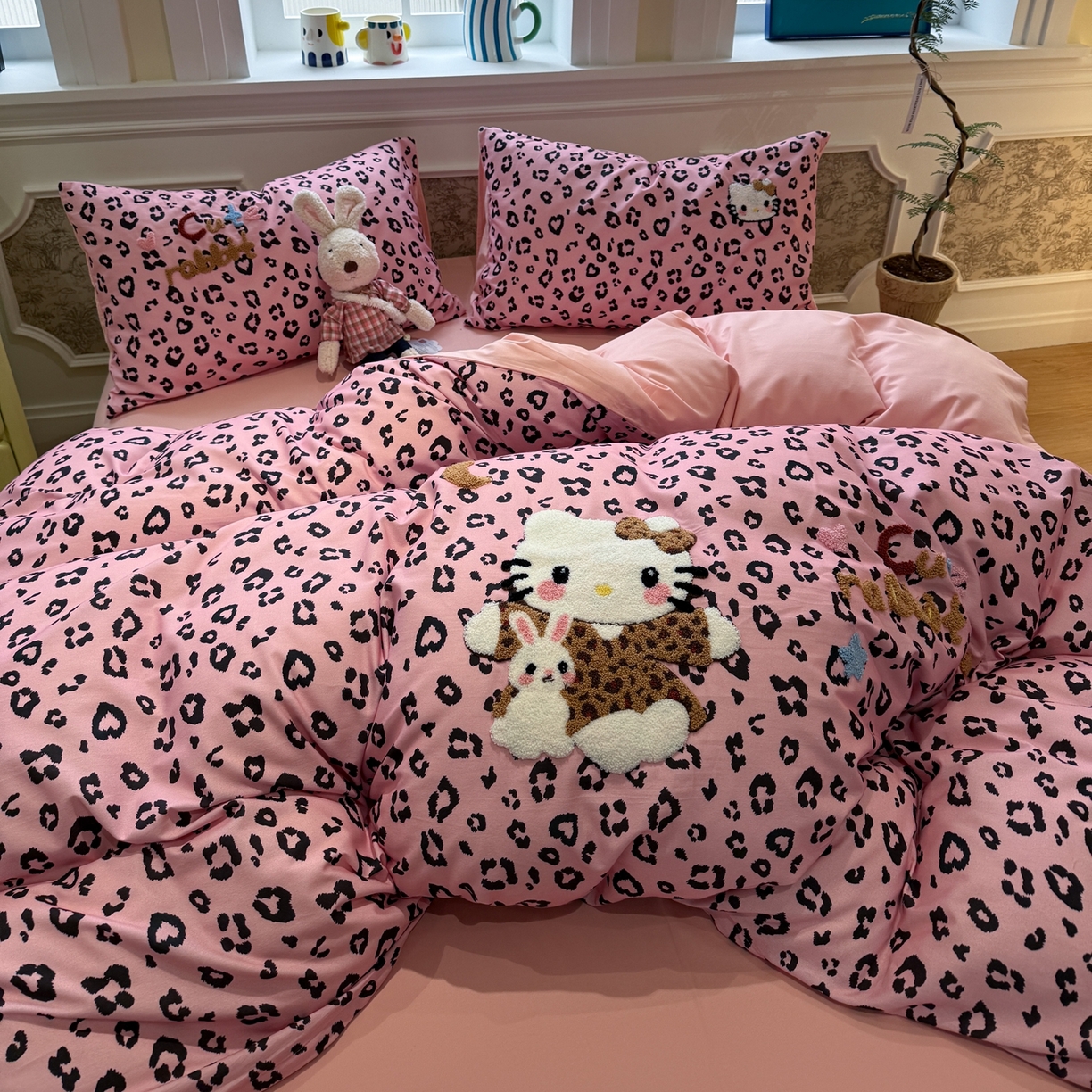 91家纺网 家纺一手货源 找家纺 珺柔家纺 2026新款全棉纯棉四件套 豹纹猫咪（粉）