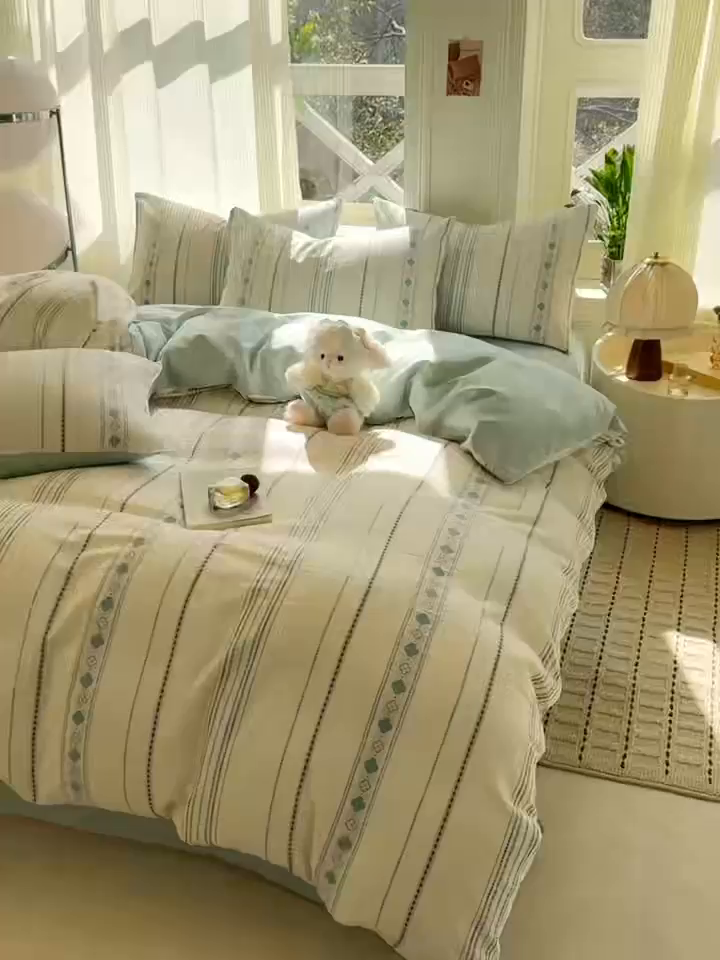 91家纺网 家纺一手货源 找家纺 灰鲸 2026新款A类全棉纯棉色织提花四件套 四叶星语-蓝