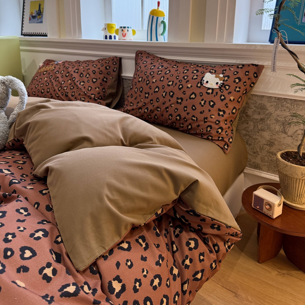 91家纺网 家纺一手货源 找家纺 珺柔家纺 2026新款全棉纯棉四件套 豹纹猫咪（咖）