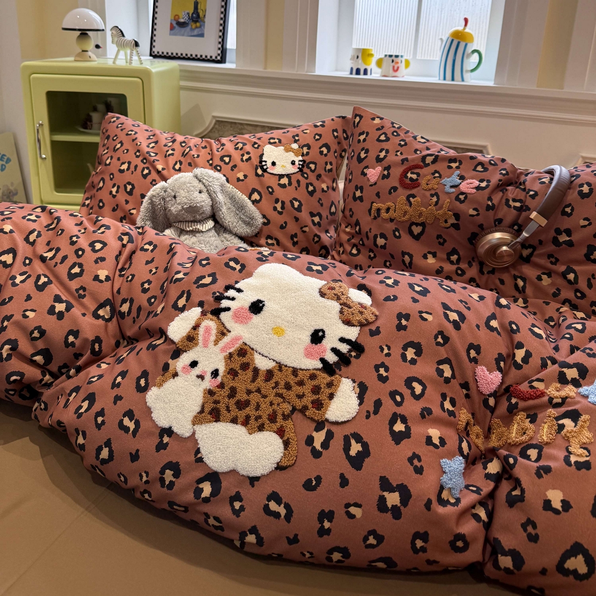 91家纺网 家纺一手货源 找家纺 珺柔家纺 2026新款全棉纯棉四件套 豹纹猫咪（咖）