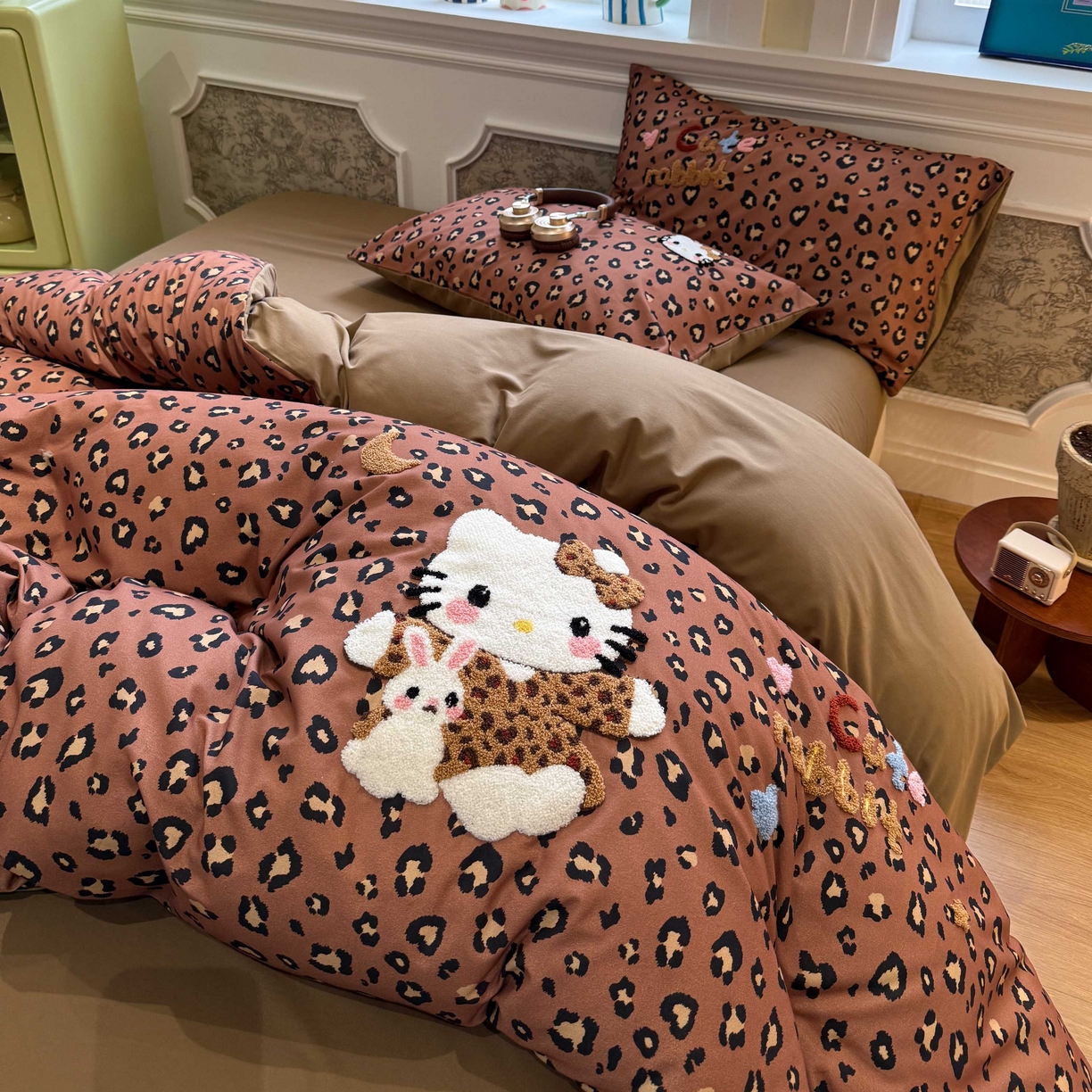 91家纺网 家纺一手货源 找家纺 珺柔家纺 2026新款全棉纯棉四件套 豹纹猫咪（咖）