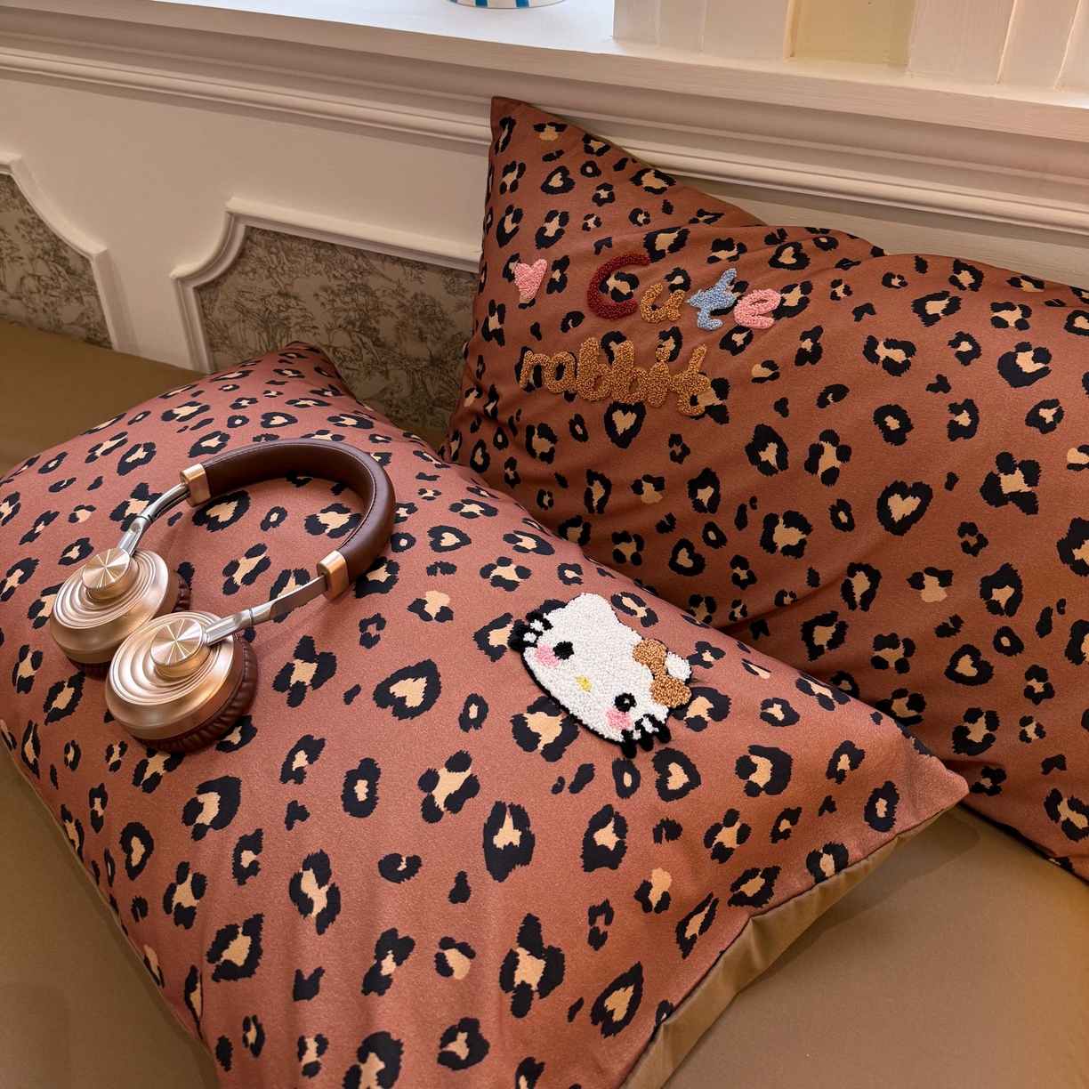 91家纺网 家纺一手货源 找家纺 珺柔家纺 2026新款全棉纯棉四件套 豹纹猫咪（咖）