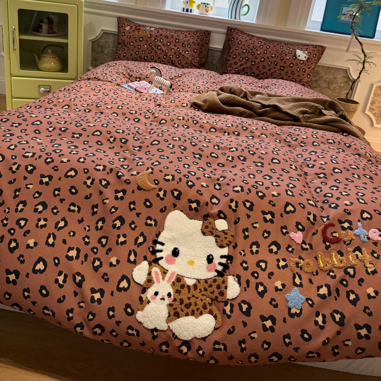 91家纺网 家纺一手货源 找家纺 珺柔家纺 2026新款全棉纯棉四件套 豹纹猫咪（咖）