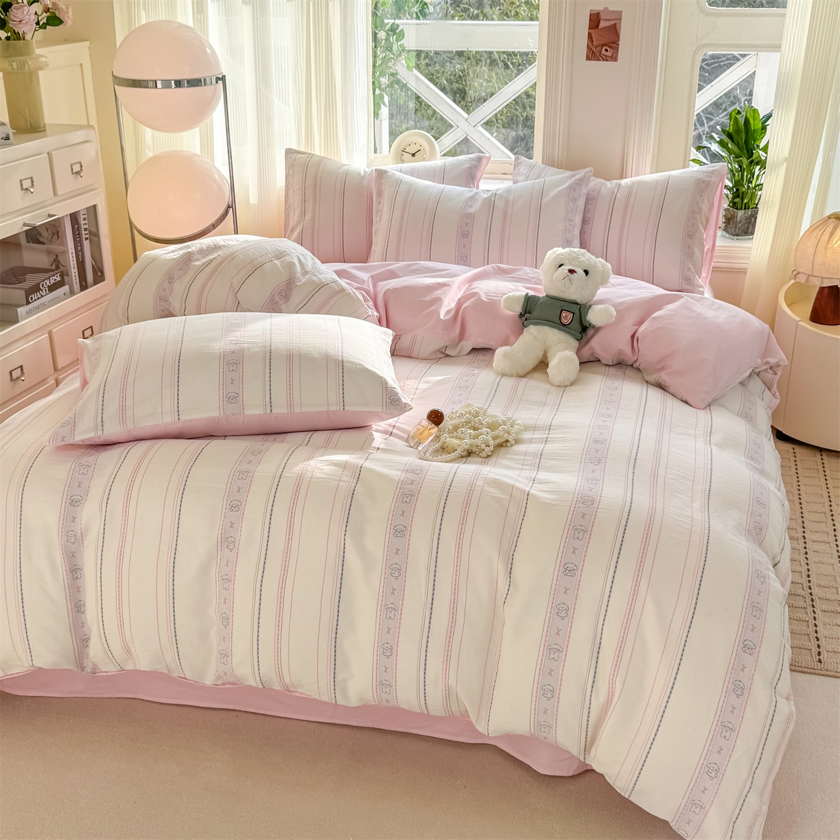 91家纺网 家纺一手货源 找家纺 灰鲸 2026新款A类全棉纯棉色织提花四件套 线条小狗-粉