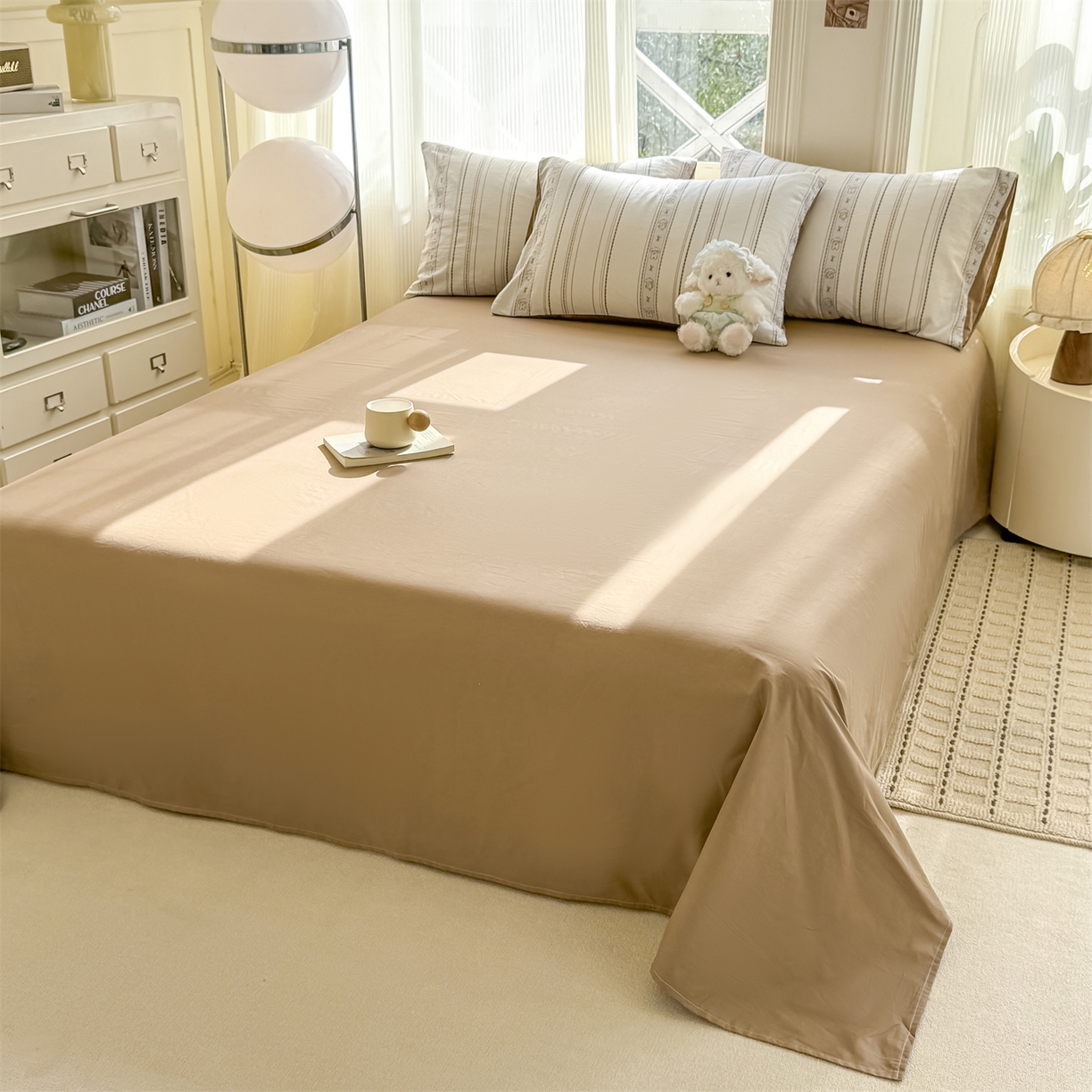 91家纺网 家纺一手货源 找家纺 灰鲸 2026新款A类全棉纯棉色织提花四件套 线条小狗-咖