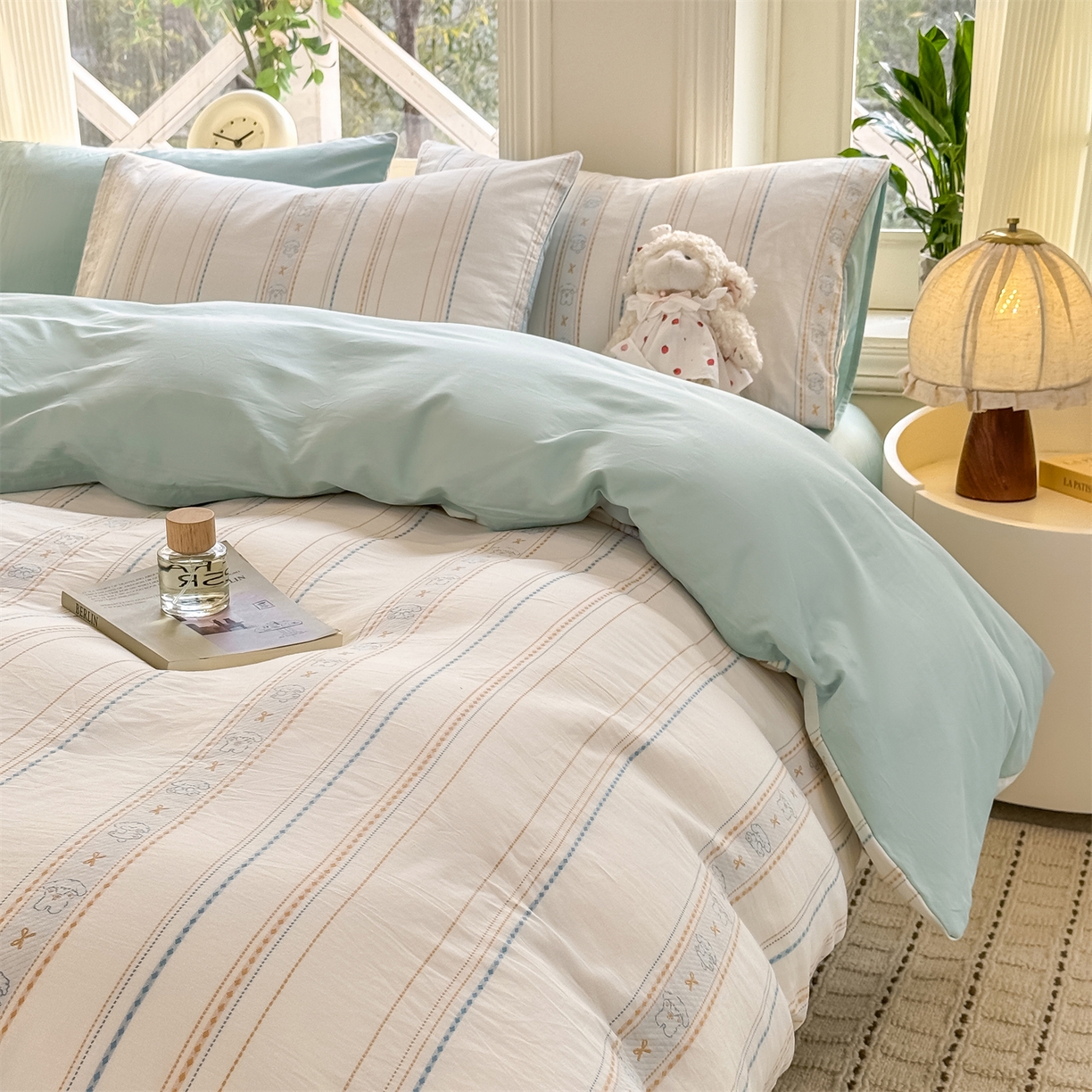 91家纺网 家纺一手货源 找家纺 灰鲸 2026新款A类全棉纯棉色织提花四件套 线条小狗-蓝