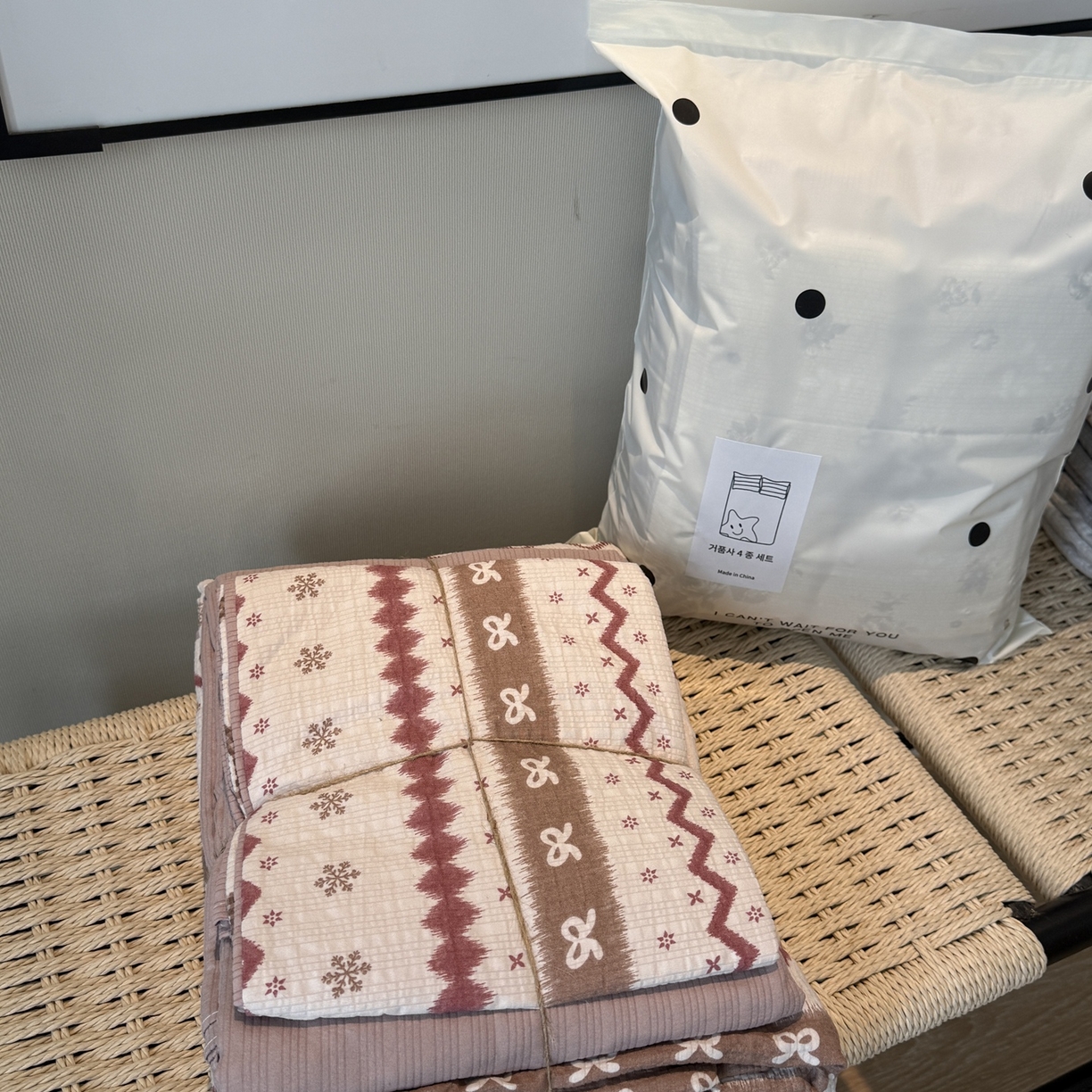 91家纺网 家纺一手货源 找家纺 美丽坊 2026新款爆款韩版泡泡纱四件套 爱丽丝