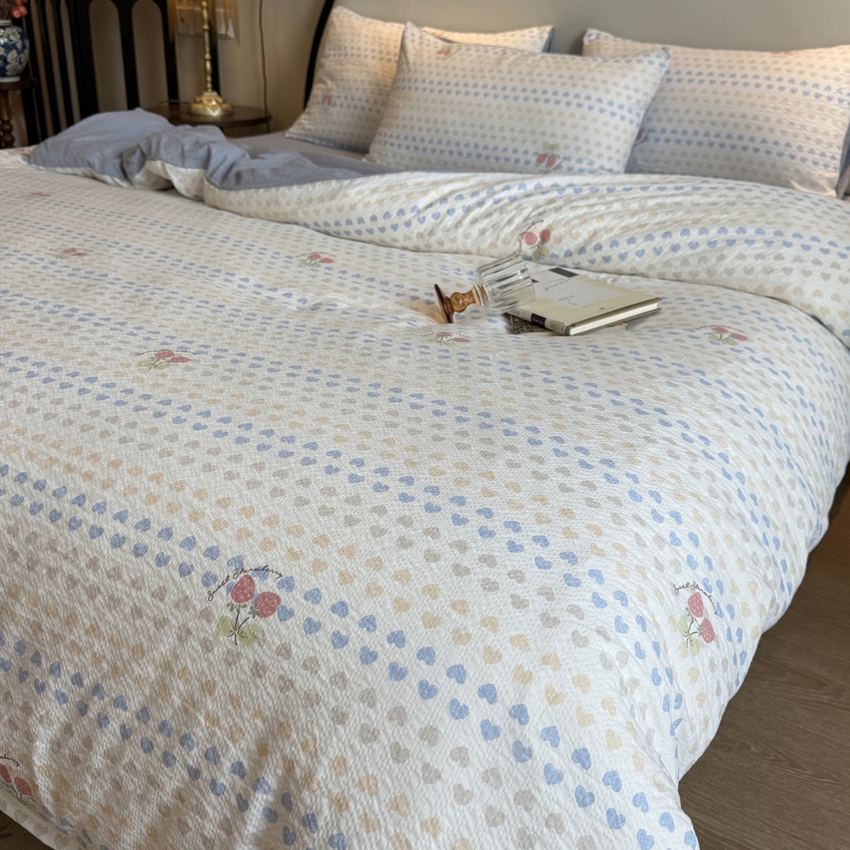 美丽坊 2026新款爆款韩版泡泡纱四件套 草莓啵啵