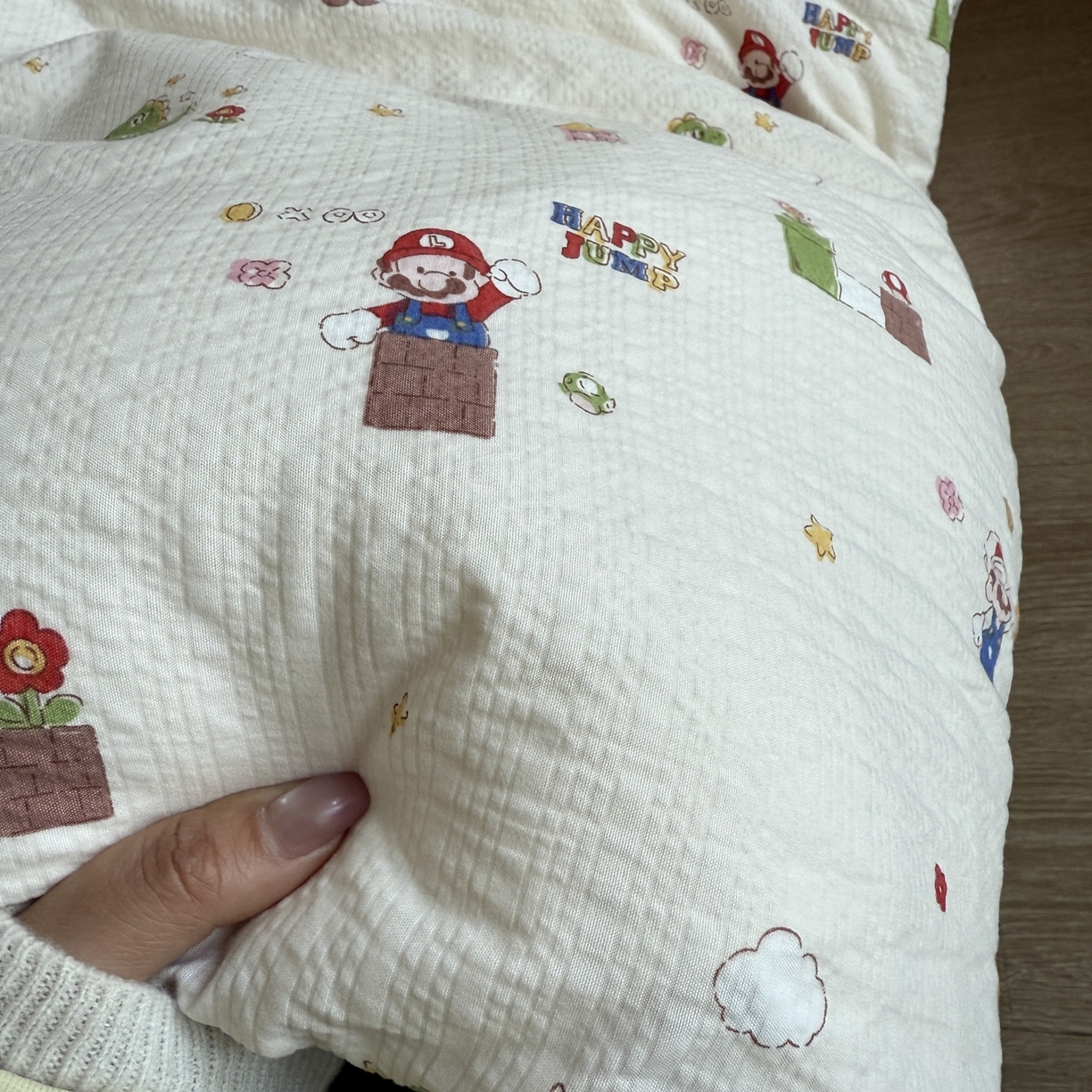 91家纺网 家纺一手货源 找家纺 美丽坊 2026新款爆款韩版泡泡纱四件套 超级玛丽