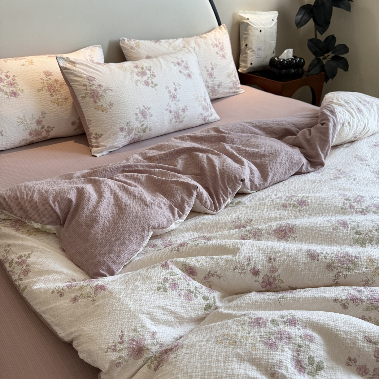 91家纺网 家纺一手货源 找家纺 美丽坊 2026新款爆款韩版泡泡纱四件套 杜若