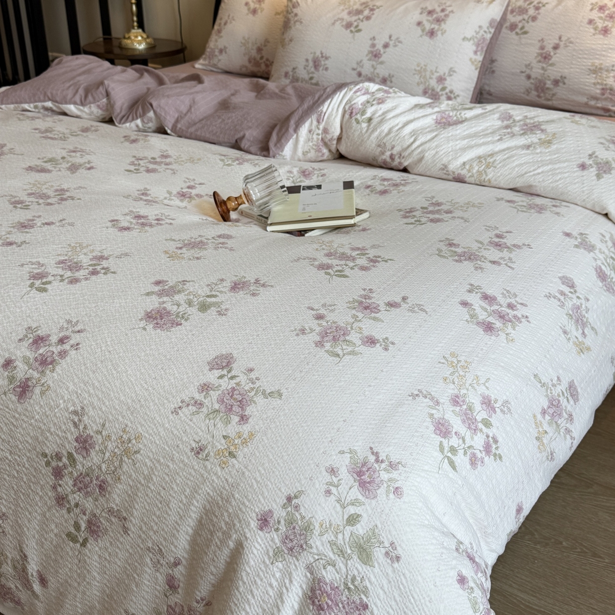 91家纺网 家纺一手货源 找家纺 美丽坊 2026新款爆款韩版泡泡纱四件套 杜若